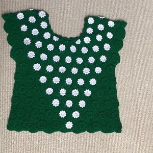 Vintage green crocheted white daisy shirt